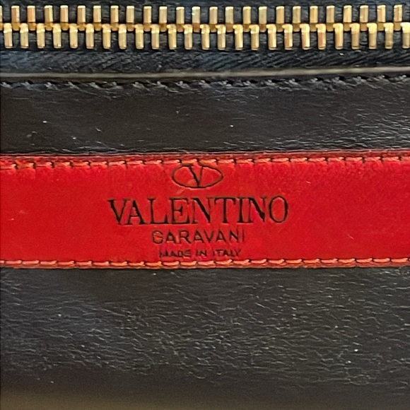 Valentino Garavani Navy Rockstud Calfskin Leather Tote With Shoulder Strap - Picture 10 of 16